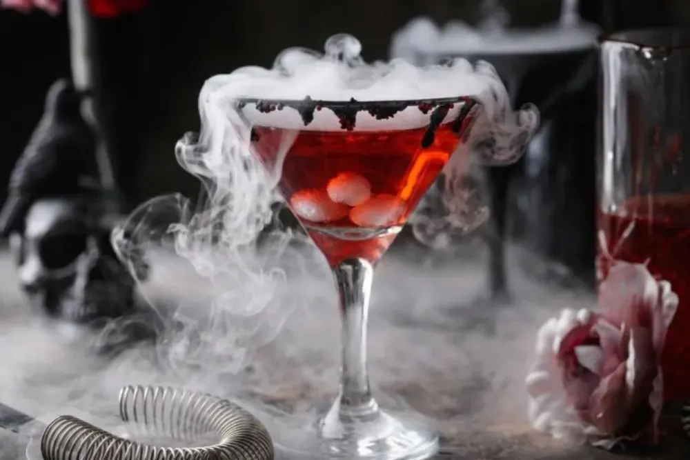 Bebidas con hielo seco para Halloween